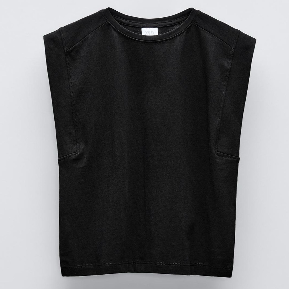Zara girls 11-12 plain black eyelash t-shirt brand new!